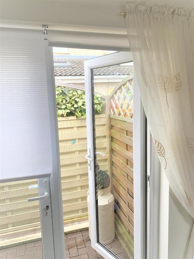Naas 2 Bedroom Back Garden Escape Exterior photo